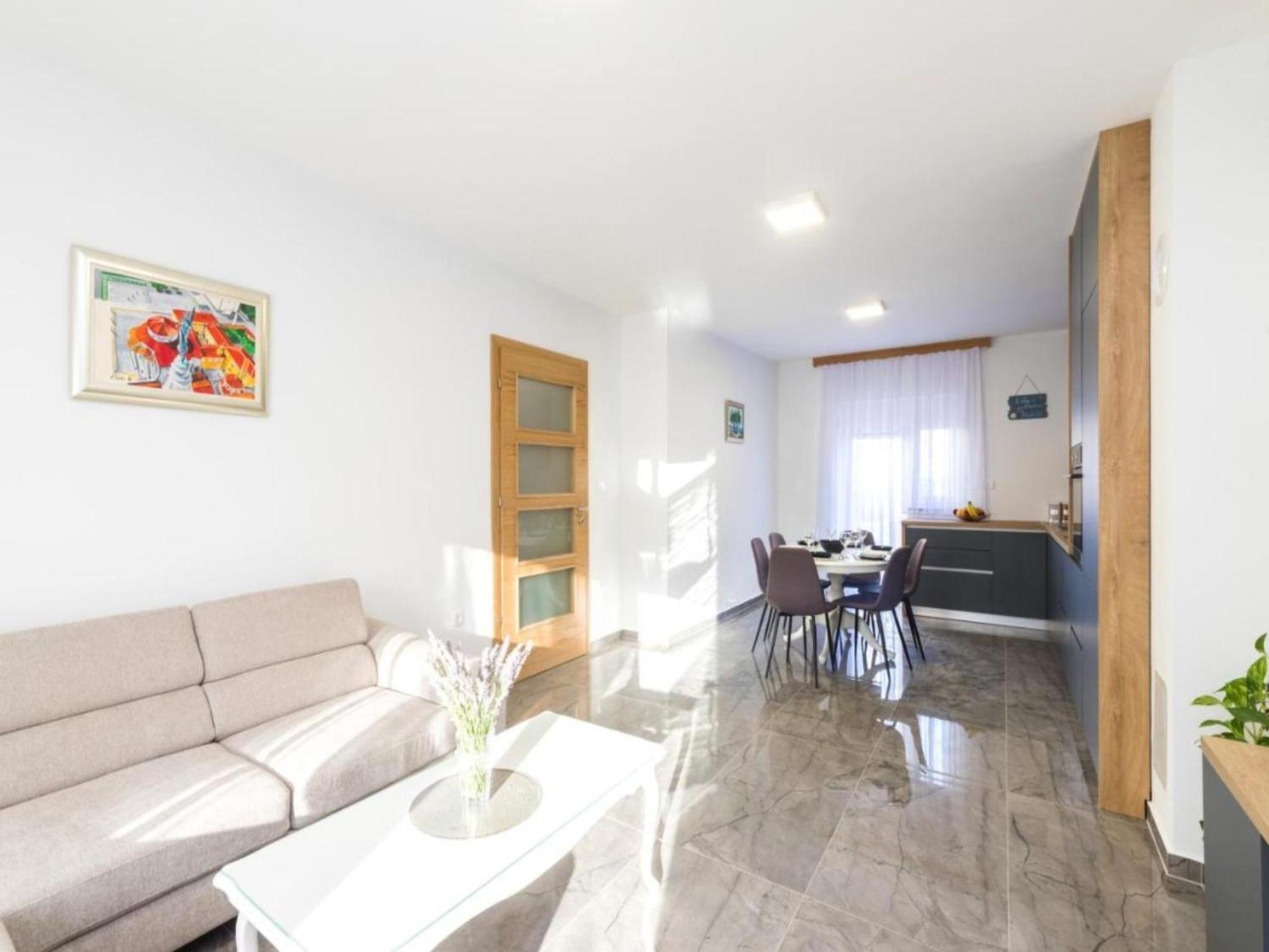 Mihael House Hébergement de vacances Zadar