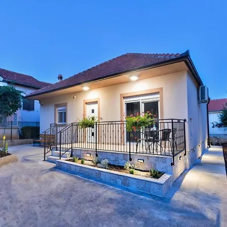 Mihael Holiday House Zadar Extérieur photo